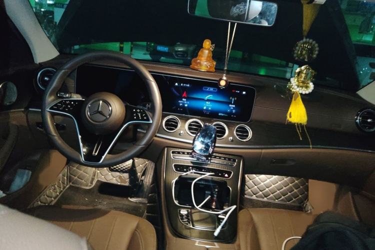 Used Mercedes-Benz E-Class 2023 E 300 L Luxury Model Interior 2
