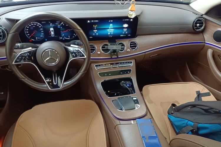 Used Mercedes-Benz E-Class 2023 Facelift E 260 L Interior 2