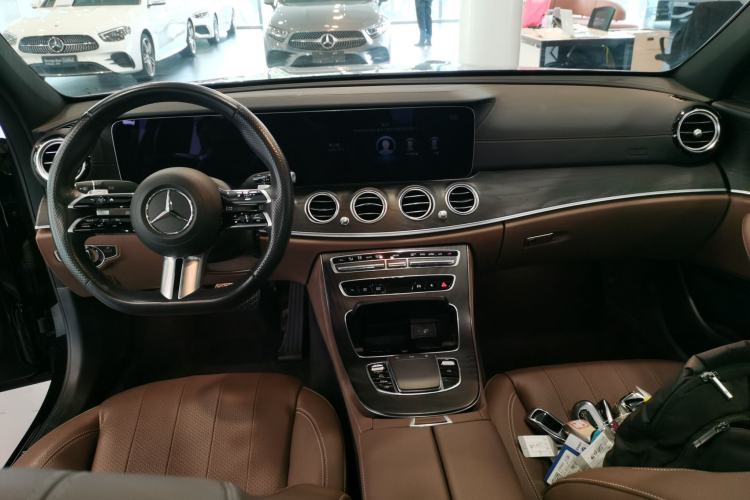 Used Mercedes-Benz E-Class 2023 Restyled E 260 Fashion Sport Edition Interior 2