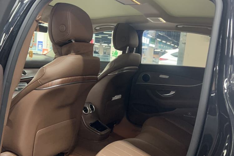 Used Mercedes-Benz E-Class 2023 E 300 L Stylish Model Interior 3