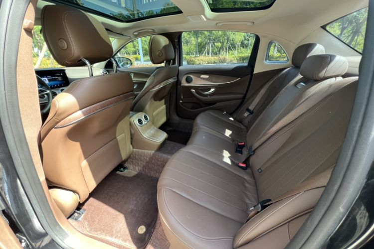 Used Mercedes-Benz E-Class 2023 E 300 L Stylish Model Interior 3