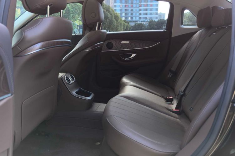 Used Mercedes-Benz E-Class 2023 E 300 L Sporty and Stylish Model Interior 3