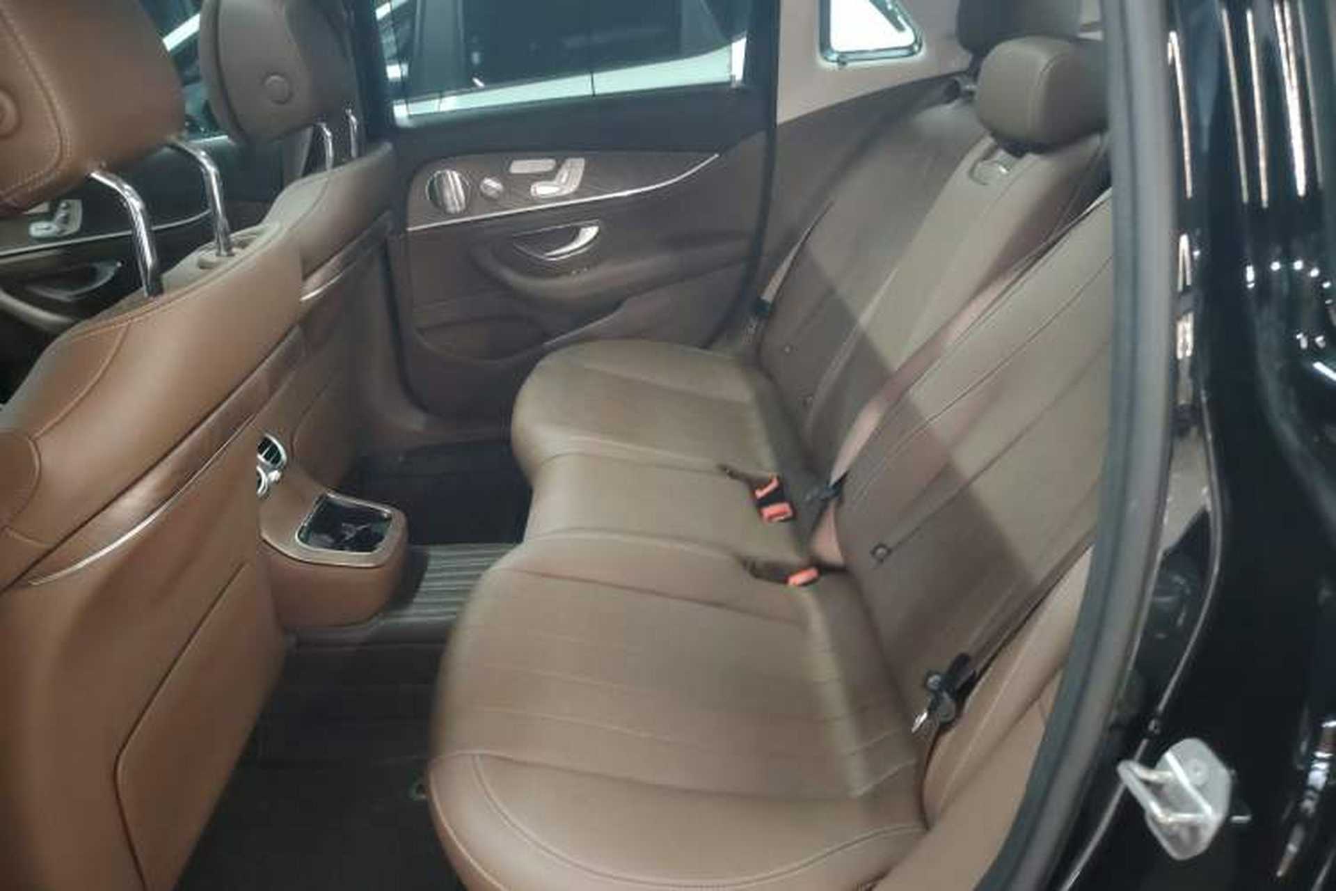 Used Mercedes-Benz E-Class 2023 Updated E 300 L Luxury Edition Interior 4