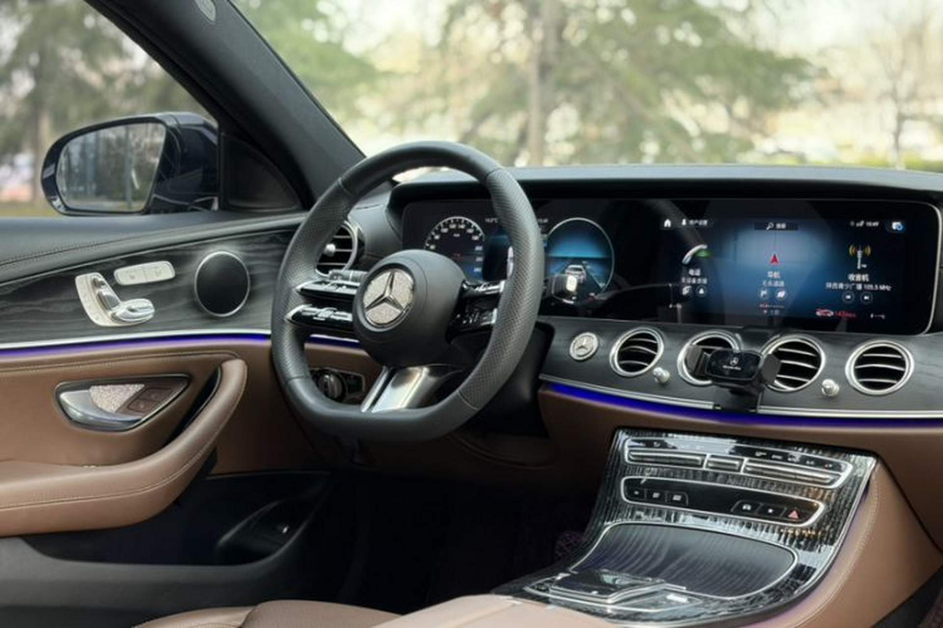 Used Mercedes-Benz E-Class 2023 E 300 L Sporty and Stylish Model Interior 4