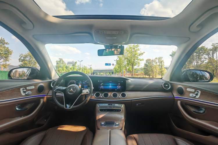 Used Mercedes-Benz E-Class 2023 E 300 L Stylish Model Interior 4