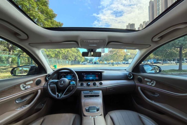 Used Mercedes-Benz E-Class 2023 E 300 L Sporty and Stylish Model Interior 4