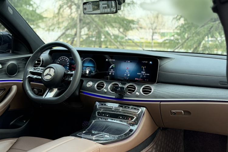 Used Mercedes-Benz E-Class 2023 E 300 L Sporty and Stylish Model Interior 5