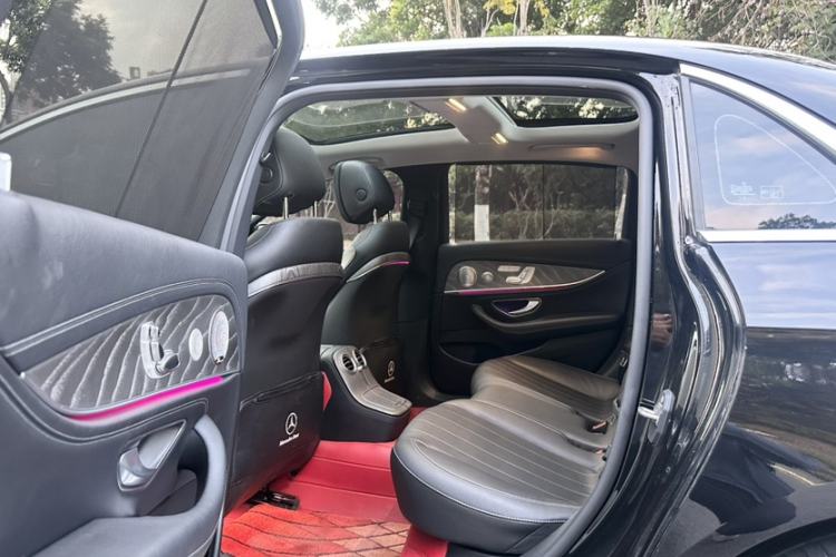 Used Mercedes-Benz E-Class 2023 Updated E 300 L Luxury Edition Interior 5