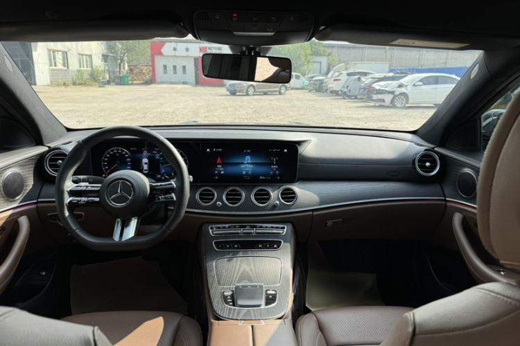 Used Mercedes-Benz E-Class 2023 E 300 L Sporty and Stylish Model Interior 5