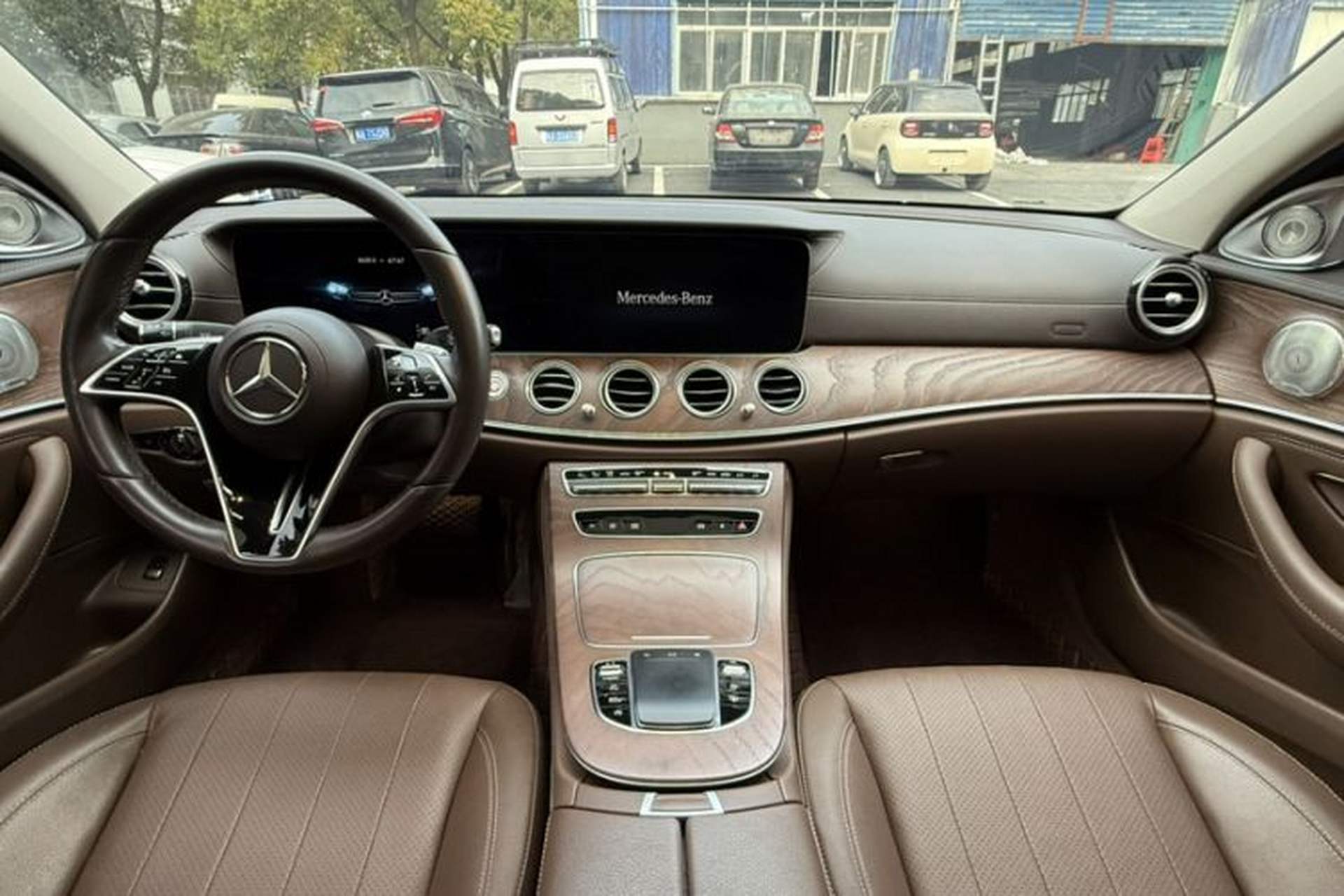 Used Mercedes-Benz E-Class 2023 E 300 L Luxury Model Interior 6