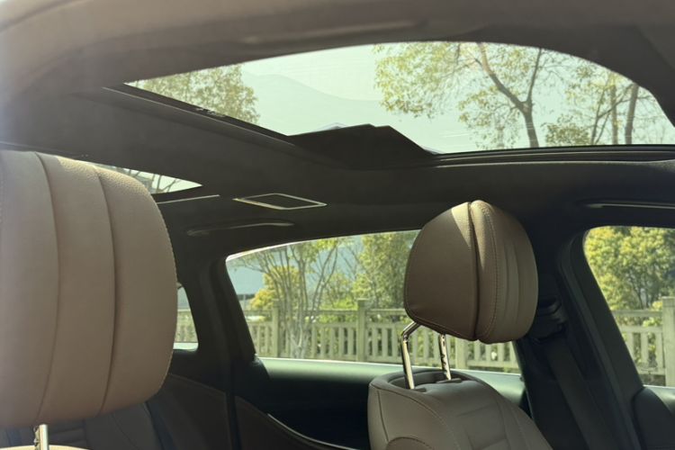 Used Mercedes-Benz E-Class 2023 E 300 L Sporty and Stylish Model Interior 6