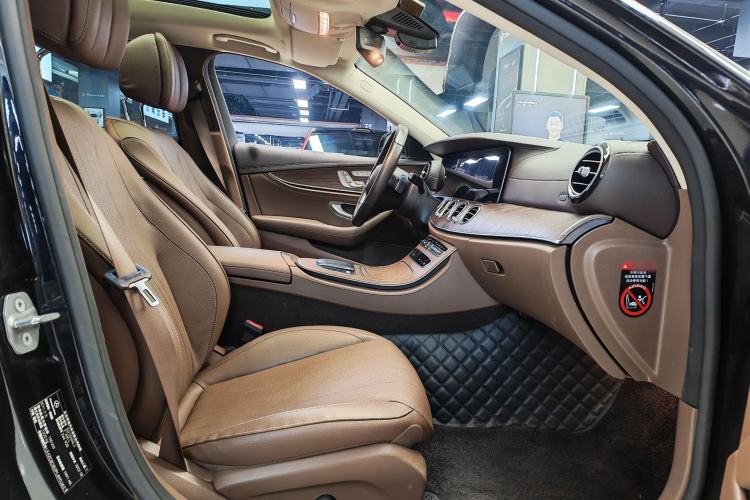 Used Mercedes-Benz E-Class 2023 E 300 L Stylish Model Interior 6