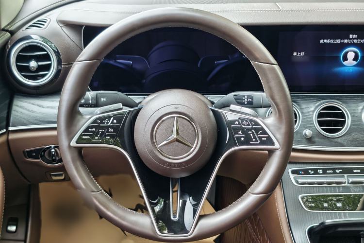 Used Mercedes-Benz E-Class 2023 E 300 L Luxury Model Interior 8