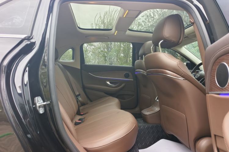 Used Mercedes-Benz E-Class 2023 E 300 L Stylish Model Interior 9