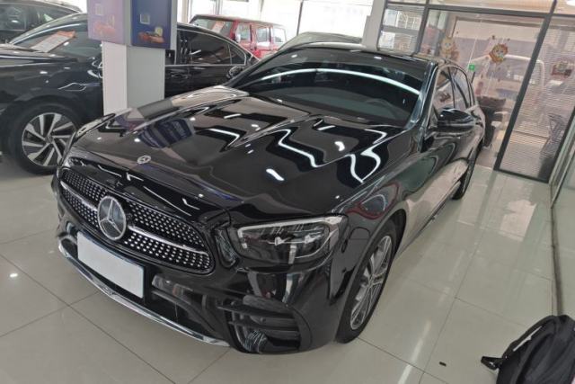 Ojetý Mercedes-Benz E-Class 2023 Restyled E 260 L Sport Edition