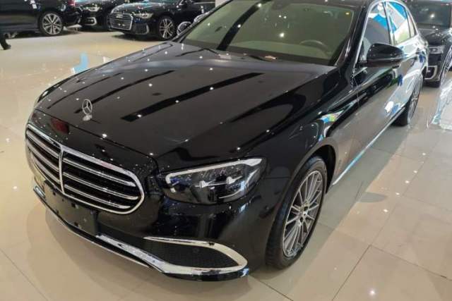 Used Mercedes-Benz E-Class 2023 Facelift E 260 L