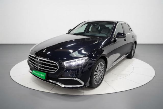 Ojetý Mercedes-Benz E-Class 2023 Updated E 300 L Luxury Edition