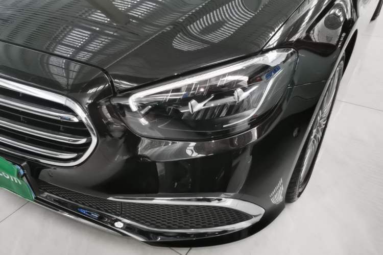 Used Mercedes-Benz E-Class 2023 Updated E 300 L Luxury Edition Left Front Headlight