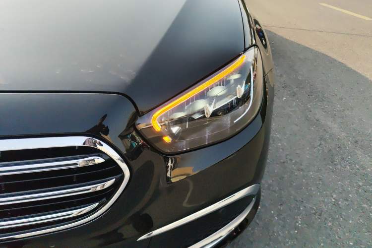 Used Mercedes-Benz E-Class 2023 E 300 L Luxury Model Left Front Headlight