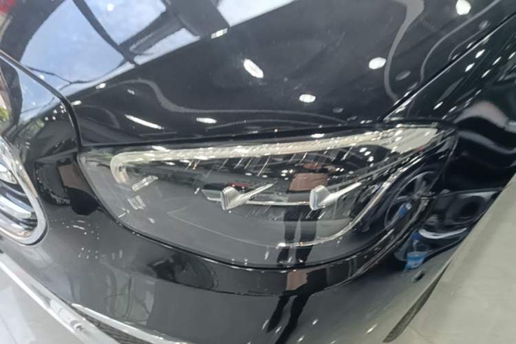 Used Mercedes-Benz E-Class 2023 E 300 L Luxury Model Left Front Headlight