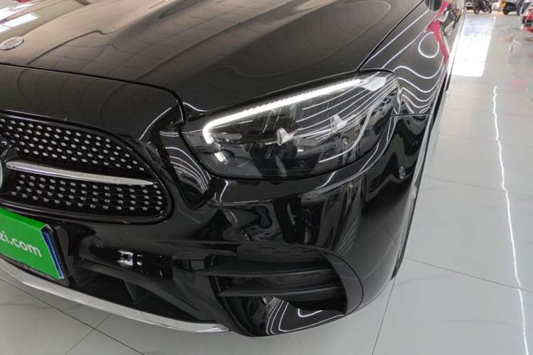 Used Mercedes-Benz E-Class 2023 Restyled E 300 L Sporty and Stylish Edition Left Front Headlight