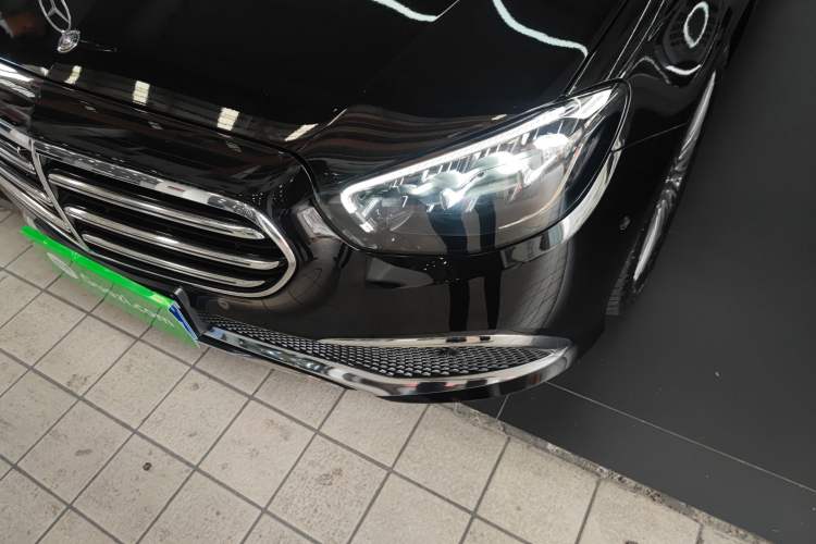Used Mercedes-Benz E-Class 2023 Updated E 300 L Luxury Edition Left Front Headlight