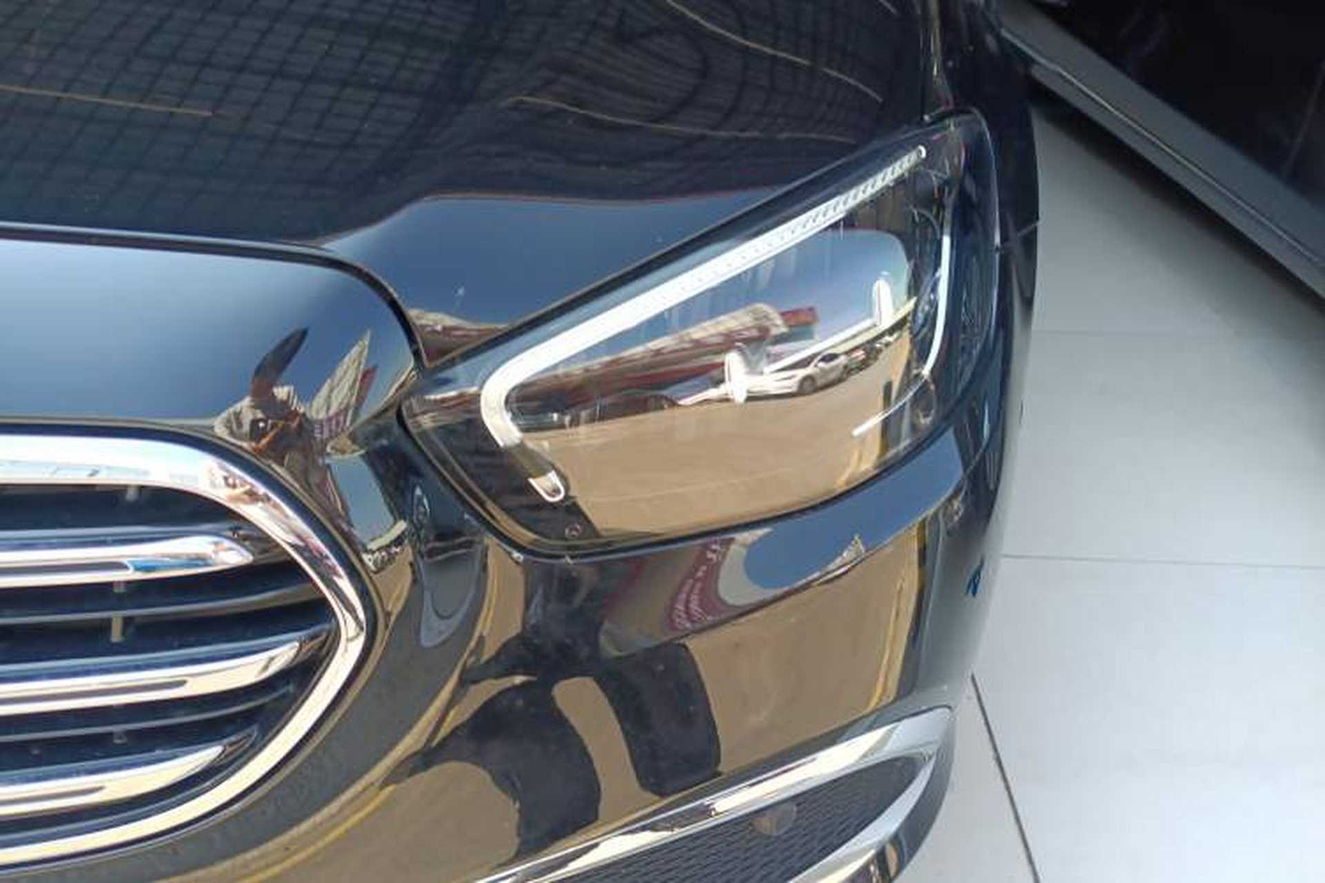 Used Mercedes-Benz E-Class 2023 Updated E 300 L Luxury Edition Left Front Headlight