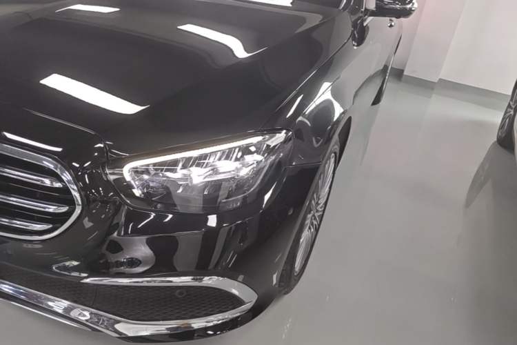 Used Mercedes-Benz E-Class 2023 Updated E 300 L Luxury Edition Left Front Headlight