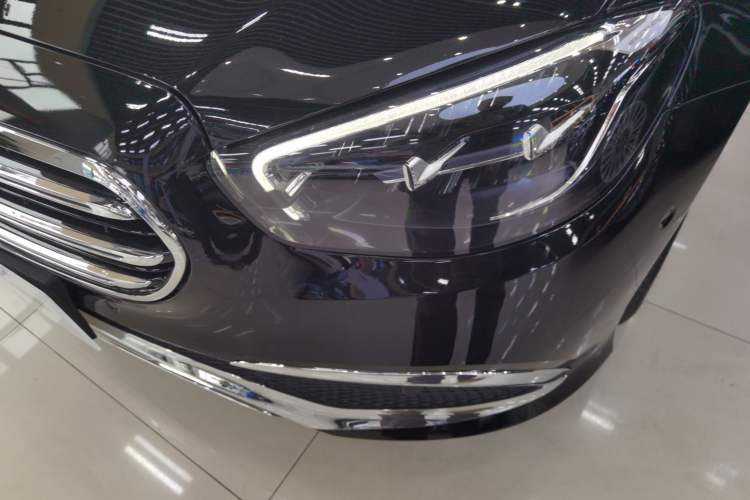 Used Mercedes-Benz E-Class 2023 Restyled E 300 L Sport Luxury Edition Left Front Headlight
