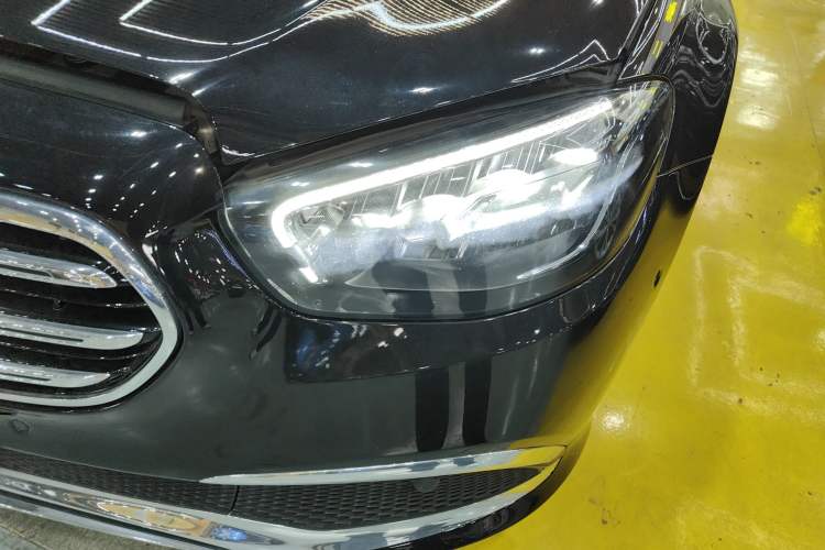 Used Mercedes-Benz E-Class 2023 E 300 L Stylish Model Left Front Headlight