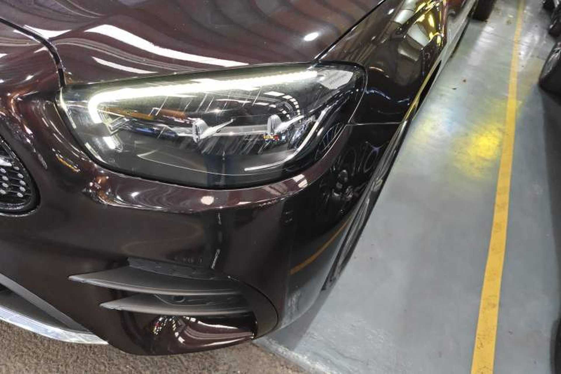 Used Mercedes-Benz E-Class 2023 E 300 L Sporty and Stylish Model Left Front Headlight