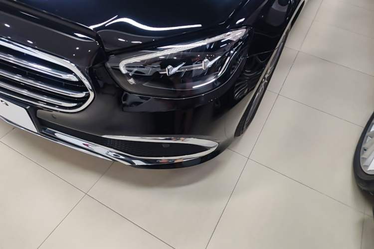 Used Mercedes-Benz E-Class 2023 E 260 L 4MATIC Left Front Headlight