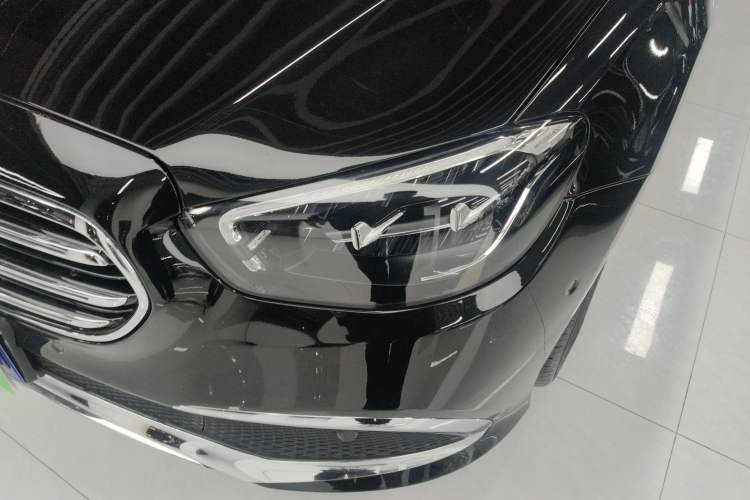 Used Mercedes-Benz E-Class 2023 Updated E 300 L Luxury Edition Left Front Headlight