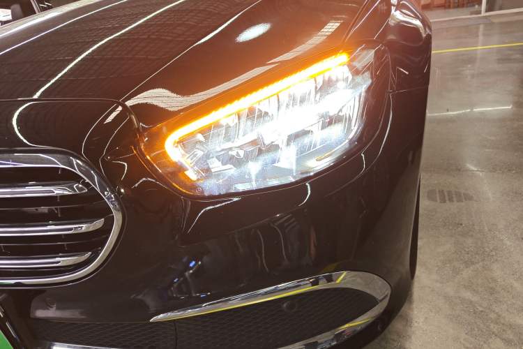 Used Mercedes-Benz E-Class 2023 E 300 L Luxury Model Left Front Headlight