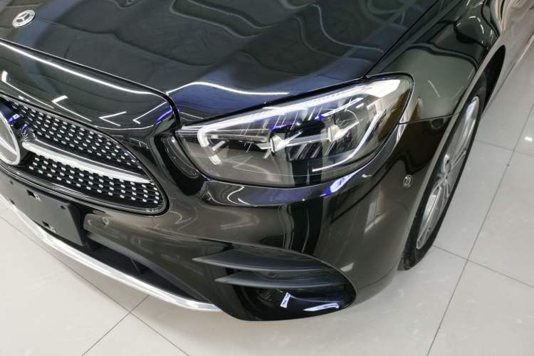 Used Mercedes-Benz E-Class 2023 Restyled E 300 L Sporty and Stylish Edition Left Front Headlight