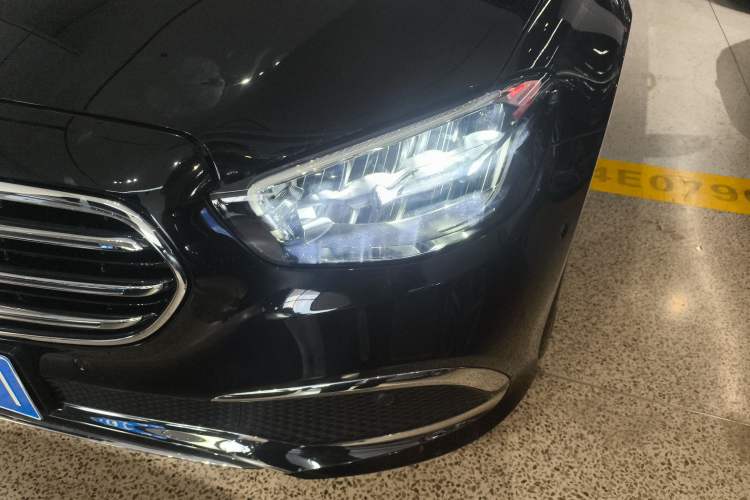 Used Mercedes-Benz E-Class 2023 Updated E 300 L Luxury Edition Left Front Headlight
