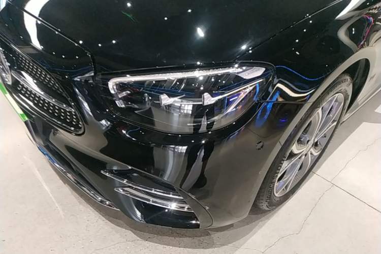 Used Mercedes-Benz E-Class 2023 Restyled E 300 L Sport Luxury Edition Left Front Headlight