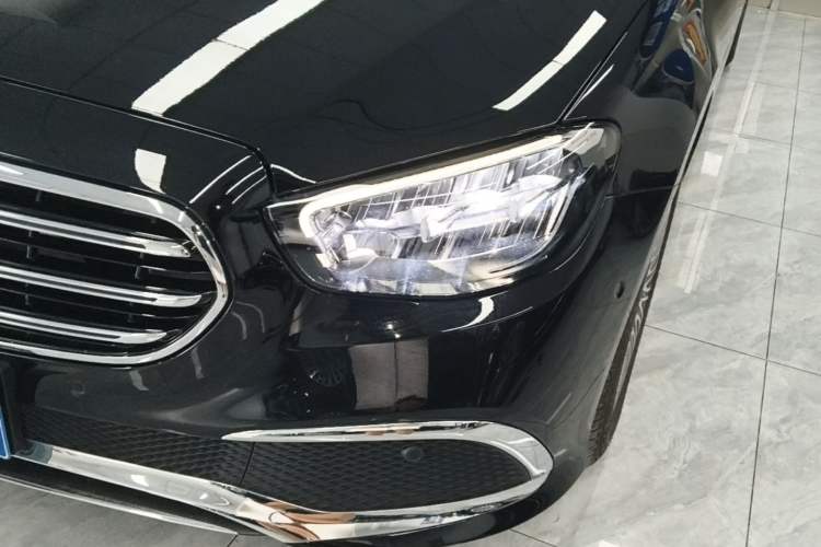 Used Mercedes-Benz E-Class 2023 Updated E 300 L Luxury Edition Left Front Headlight