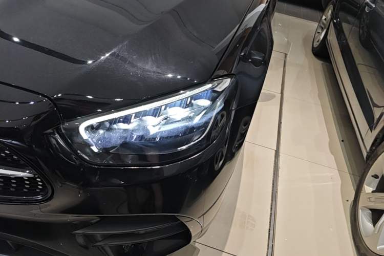 Used Mercedes-Benz E-Class 2023 Restyled E 300 L Sporty and Stylish Edition Left Front Headlight