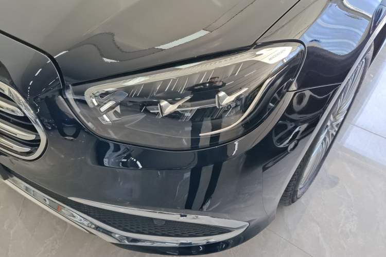 Used Mercedes-Benz E-Class 2023 E 300 L Luxury Model Left Front Headlight