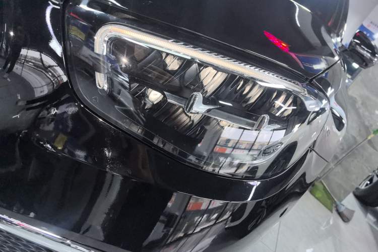 Used Mercedes-Benz E-Class 2023 Restyled E 300 L Sporty and Stylish Edition Left Front Headlight