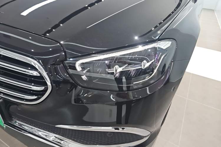 Used Mercedes-Benz E-Class 2023 Updated E 300 L Luxury Edition Left Front Headlight