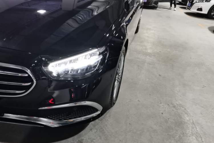 Used Mercedes-Benz E-Class 2023 Updated E 300 L Luxury Edition Left Front Headlight