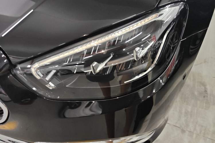 Used Mercedes-Benz E-Class 2023 Updated E 300 L Fashion Edition Left Front Headlight