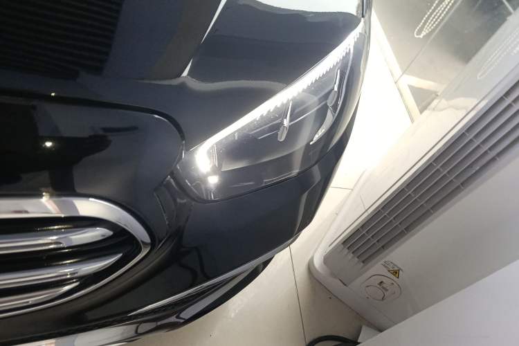 Used Mercedes-Benz E-Class 2023 E 300 L Luxury Model Left Front Headlight