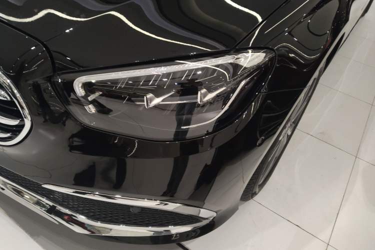 Used Mercedes-Benz E-Class 2023 Restyled E 300 L Sport Luxury Edition Left Front Headlight