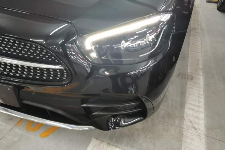 Used Mercedes-Benz E-Class 2023 Restyled E 300 L Sporty and Stylish Edition Left Front Headlight