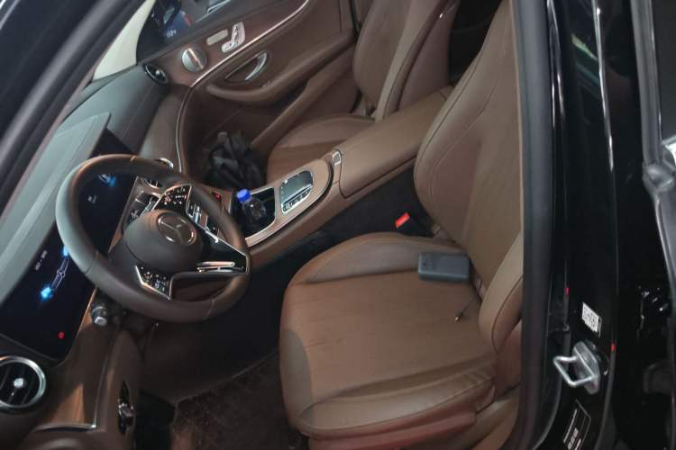 Used Mercedes-Benz E-Class 2023 Updated E 300 L Luxury Edition Left Front Seat
