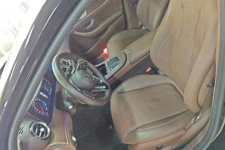 Used Mercedes-Benz E-Class 2023 Updated E 300 L Luxury Edition Left Front Seat