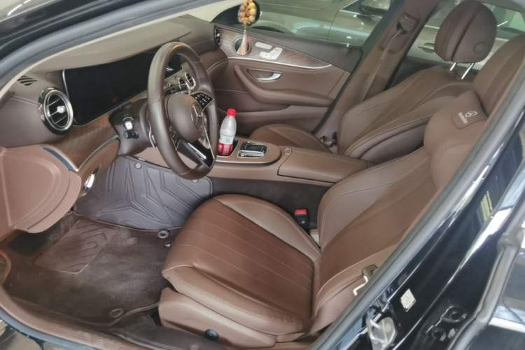 Used Mercedes-Benz E-Class 2023 Updated E 300 L Fashion Edition Left Front Seat